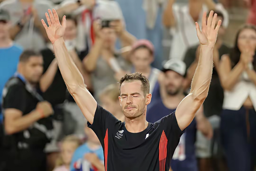 世界杯2026-温网险胜戴维斯杯，穆雷点燃赛场