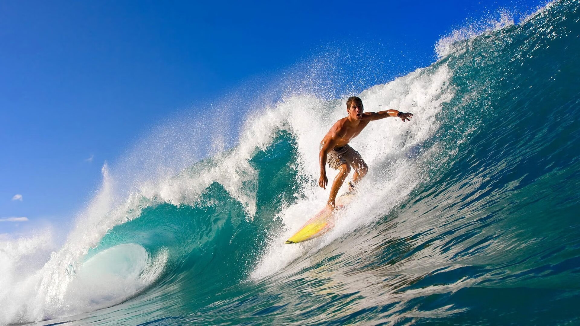 年度焦点之战之夜，基耶萨的完美风暴，照亮亚平宁的足球史诗